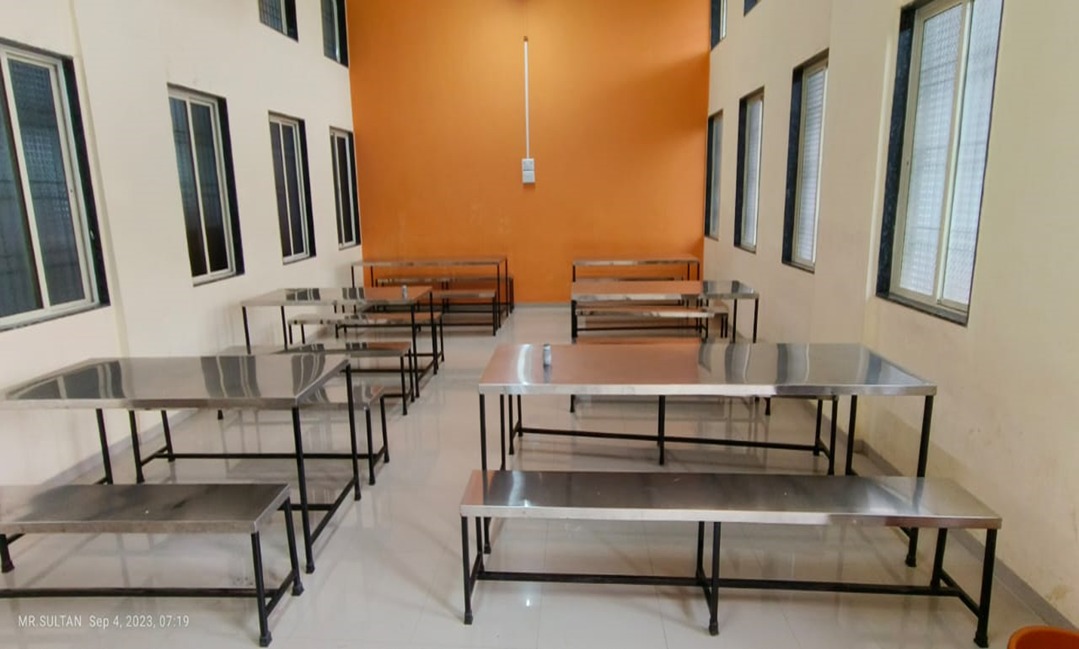 Eaglewood hostel dining hall
