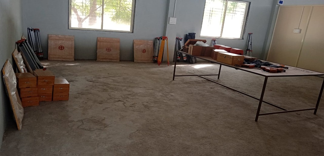 Surveying laboratory equipment